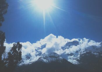 देशभर आज मौसम मुख्यतया सफा रहने