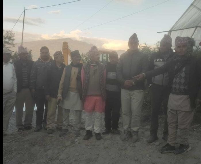 नेचासल्यानका केही नागरिक राजनीतिक दल त्यागेर स्वतन्त्र बन्दै