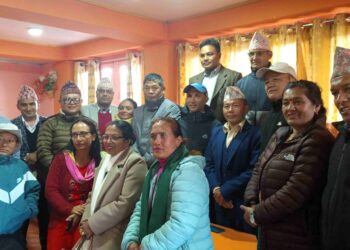 नेपाल शिक्षक महासंघ साेलुखुम्बुले सम्पन्न ग¥यो विस्तारीत बैठक