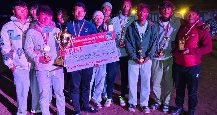 टाप्टिङमा सम्पन्न भलिबल प्रतियोगिताको उपाधि चम्पादेवी पलापुलाई