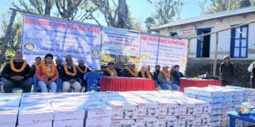 सिर्जनशील युवा समाजद्वारा १०० घरधुरीलाई किचन सामग्री वितरण