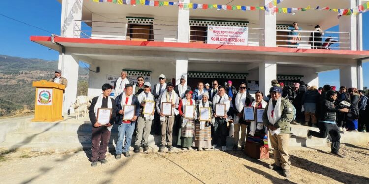 सोलुदुधकुण्ड–१० टाप्टिङको नयाँ प्रशासनिक भवन उद्घाटन