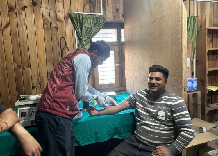 तिङ्ला स्वास्थ्य चौकीमा सुरु भयो ल्याव सेवा, रगत, मधुमेह लगायतका जाँच अव वडाबाटै