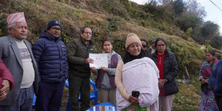 सागसब्जी बेचेरै सन्तान हुर्काएकी दोमी शेर्पा ‘ज्ञानेश्वरी कृषि उद्यमशीलता सम्मान’बाट सम्मानित