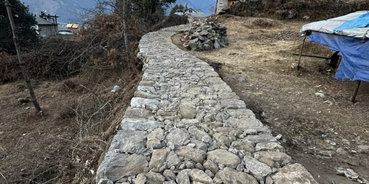 खुम्बुमा ६ लाखको लगानीमा मगर टोल हुँदै लुक्ला एअरपोर्ट जोड्ने बाटो तयार