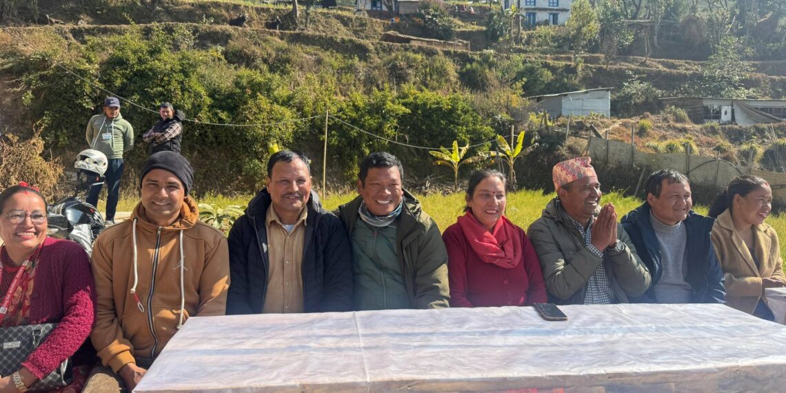 लिखुपिके गाउपालिका काफ्लेचौरमा साप्ताहिक हाट सञ्चालन