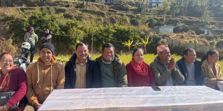 लिखुपिके गाउपालिका काफ्लेचौरमा साप्ताहिक हाट सञ्चालन