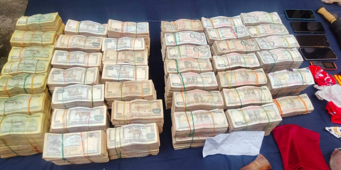 सिन्धुलीको एसबीआई बैंक लुटमा घरधनीकै संलग्नता, ७ जना पक्राउ