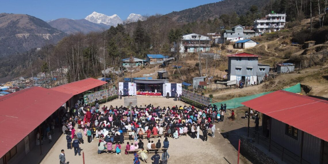 ह्वाइट हिल्सले सम्पन्न गर्यो चित्रकला प्रदर्शनी तथा लटरी ड्र, कसले पाए त खसी ?