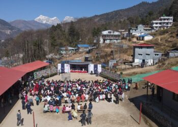  ह्वाइट हिल्सले सम्पन्न गर्यो चित्रकला प्रदर्शनी तथा लटरी ड्र, कसले पाए त खसी ? 