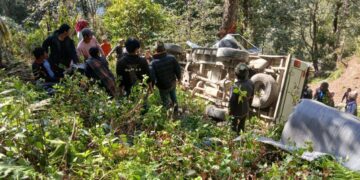 सोलुखुम्बुमा बोलेरो दुर्घटनाः दुईको मृत्यु, सात घाइतेको उद्धार