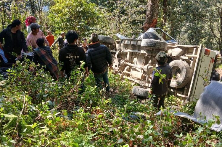 सोलुखुम्बुमा बोलेरो दुर्घटनाः दुईको मृत्यु, सात घाइतेको उद्धार