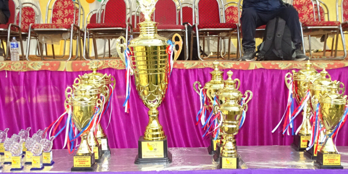 माप्य दुधकोशीमा अध्यक्ष कप भलिबल र राष्ट्रिपति रनिङ शिल्ड प्रतियोगिता हुँदै