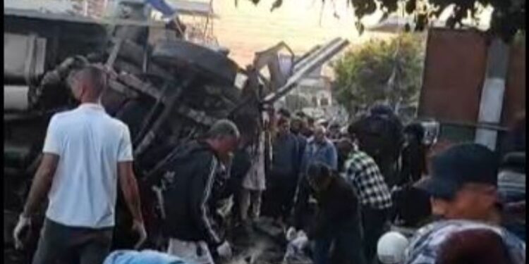 धरानमा बस अनियन्त्रित भई दुर्घटना, ५ मृतक र १७ घाइते