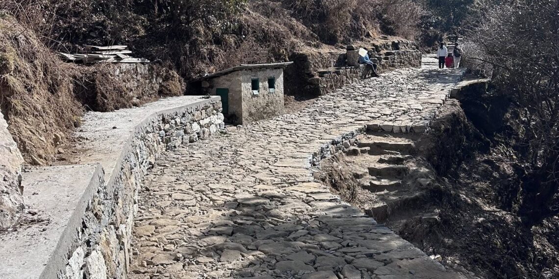 लुक्ला–चौरीखर्क–छेप्लुङ पर्यटकीय पदमार्ग निर्माण कार्य ५० प्रतिशत सम्पन्न