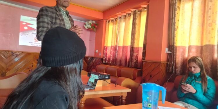 सोलुखुम्बुमा पत्रकार तथा निर्वाचन आचारसंहिताबारे अभिमुखीकरण