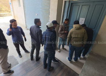 बेनी हाइड्रोको आईपीओ विवाद : ५ वडाका जनप्रतिनिधिद्वारा कार्यालयमा तालाबन्दी, आन्दोलन चर्किने चेतावनी