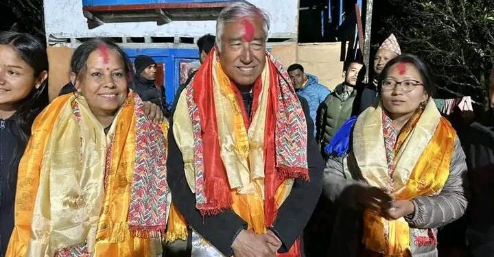 एउटै निर्वाचनमा साेलुबाट ३ सांसद निर्वाचित