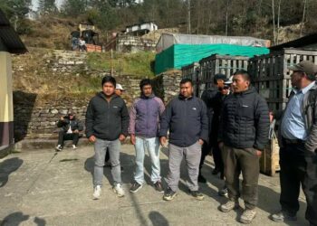 बेनी हाइड्रोपावरको तालाबन्दी अन्ततः जनप्रतिनिधि र स्थानीयकै उपस्थितिमा तोडियो