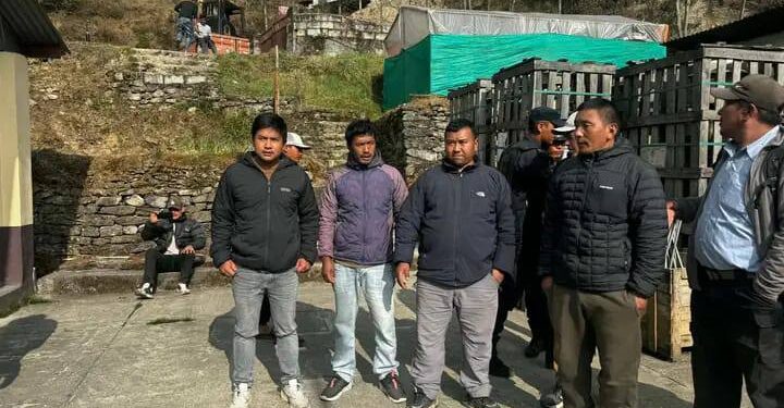 बेनी हाइड्रोपावरको तालाबन्दी अन्ततः जनप्रतिनिधि र स्थानीयकै उपस्थितिमा तोडियो