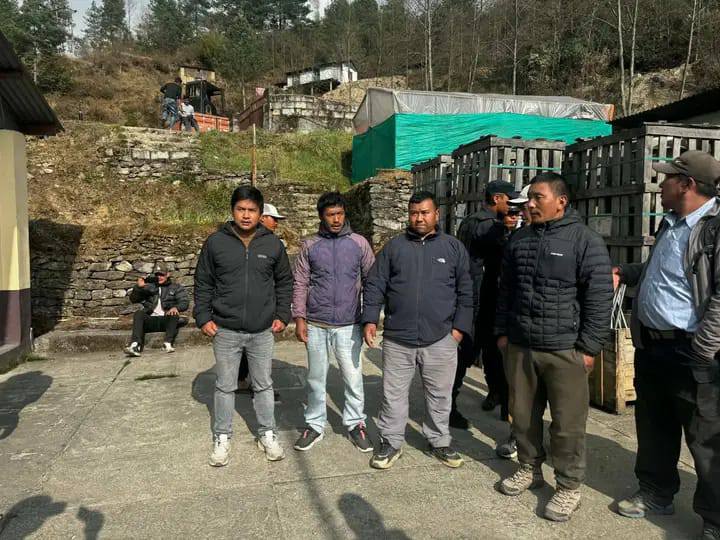 बेनी हाइड्रोपावरको तालाबन्दी अन्ततः जनप्रतिनिधि र स्थानीयकै उपस्थितिमा तोडियो