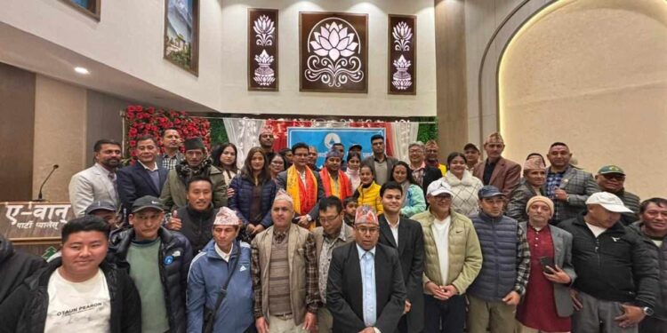  रास्वपा सोलु काठमाण्डौ सम्पर्क विभाग पुनर्गठन तथा ¥याट विस्तार अध्यक्षमा कार्की र बस्नेत