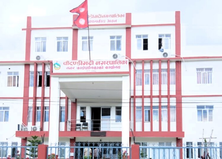 फ्याकिएका दाम्चाबाट धागो बनाउने प्रविधि चौदण्डीगढीमा, मेयर लामाबाट उद्घाटन