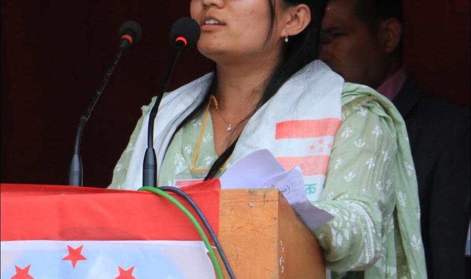 खाडीमा रहेका नेपालीलाई फिर्ता ल्याउने पहल गर्न सांसद गुरुङको माग