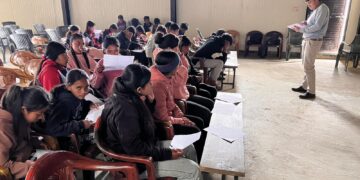 चन्द्र ज्योति मा.वि.का विद्यार्थीलाई चिया विशेष अभिमुखीकरण