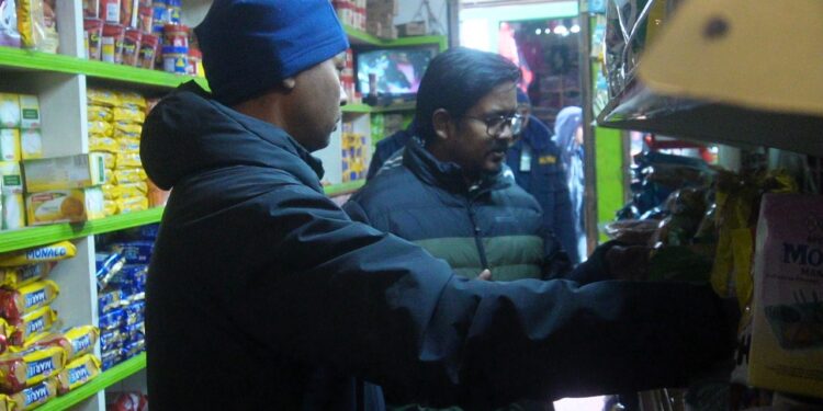  सोलु सदरमुकाम सल्लेरीबाट १९ हजार बढीका म्याद गुज्रिएका सामाग्री जफत