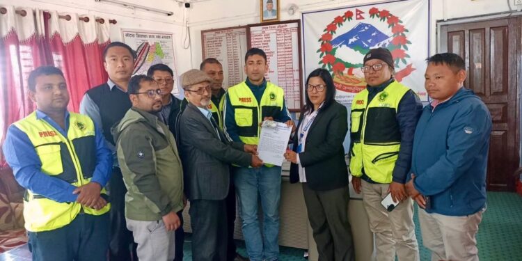 सरकारी विज्ञापन रोकिँदा सञ्चार क्षेत्र संकटमा, पत्रकार महासंघ खोटाङको चिन्ता