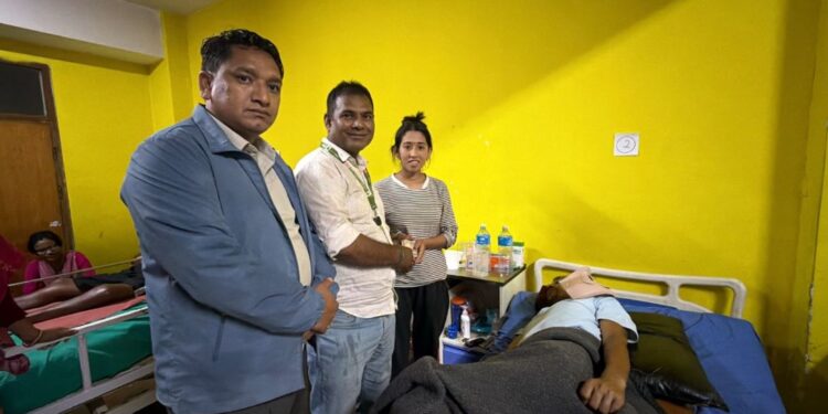 स्पाइनल इन्जुरी पीडित राउतको उपचारमा समाजसेवीको साथ, तरुण दलमार्फत २५ हजार सहयोग