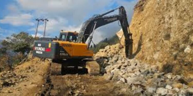 ङिम दोर्जी शेर्पा पर्यटन सडक स्तरोन्नतीका लागि सवारी सञ्चालन समयतालिका ताकियो
