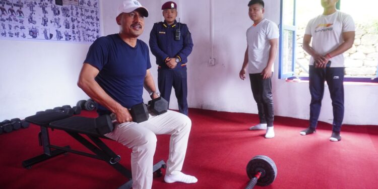    सोलु प्रहरीले खोल्यो जिमखाना, प्रहरी तन्दुरुस्तीका लागी नयाँ काम 