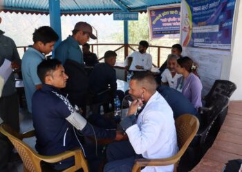 प्रहरी, पत्रकार र स्थानीयलाई निःशुल्क स्वास्थ्य परीक्षण तथा औषधि वितरण