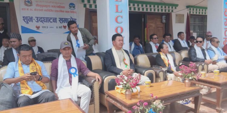 सोलुदुधकुण्ड ८ केरुङको भवन मेयर शेर्पाबाट उद्घाटन, वडाकाे विकास नगरको प्राथमिकतामा रहेकाे दावी