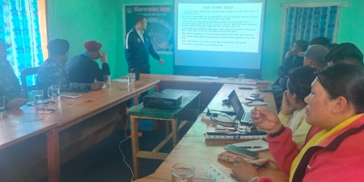 डिभिजन वन कार्यालय सोलुखुम्बुले गर्यो सरोकारवालासँग छलफल तथा अन्तरक्रिया
