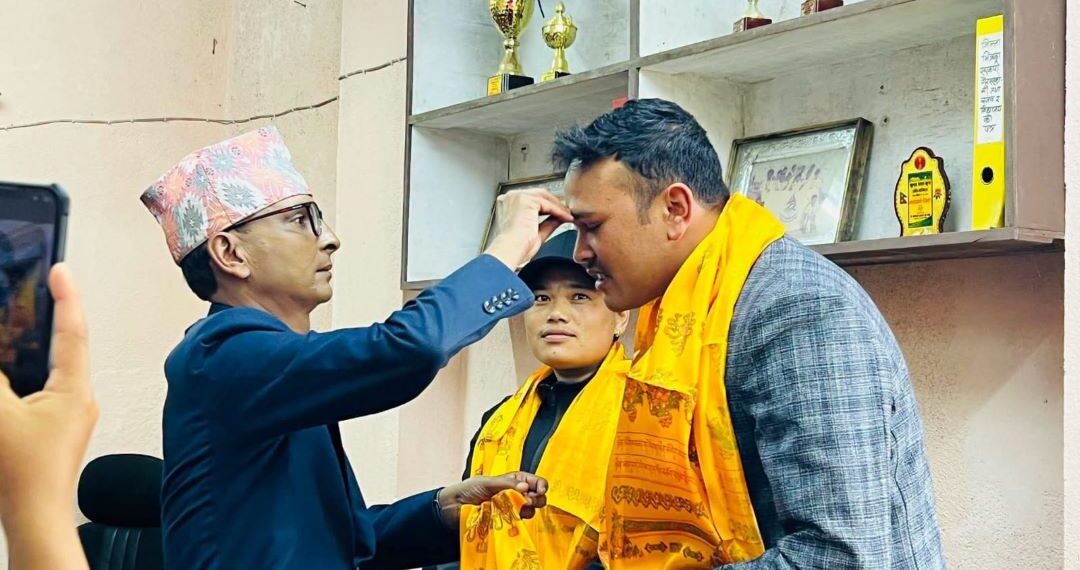 जिल्ला खेलकुद विकास समिति सोलुखुम्बुको नवनियुक्त अध्यक्ष र उपाध्यक्षद्वारा पदभार ग्रहण