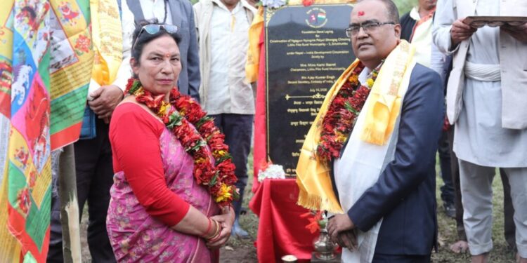 ३ कराेड बढीकाे लगानीमा लिखुपिकेमा बन्दै गुम्बा, अध्यक्ष बस्नेत र सचिव सिंहले गरे उद्घाटन