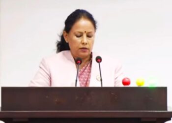 एलपी ग्यास अभाव र आधा सिलिन्डर वितरणबारे सांसद रिना उप्रेति केसीको सरकारको ध्यानाकर्षण