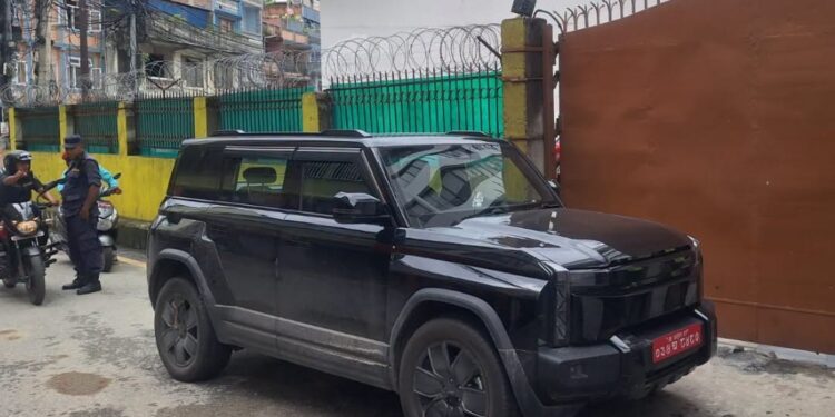 मिडिया हाउस अगाढी गाडी पार्किङ गर्नेलाई कारवाही गर्न रास्वपाको माग