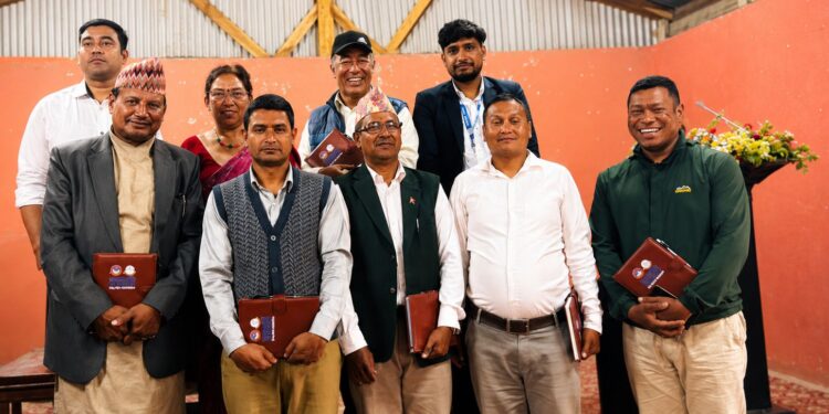 लिखुपिकेले काठमाण्डौमा रहेका पालिकाबासीलाई शिविर मार्फत सरकारी सेवा दिँदै