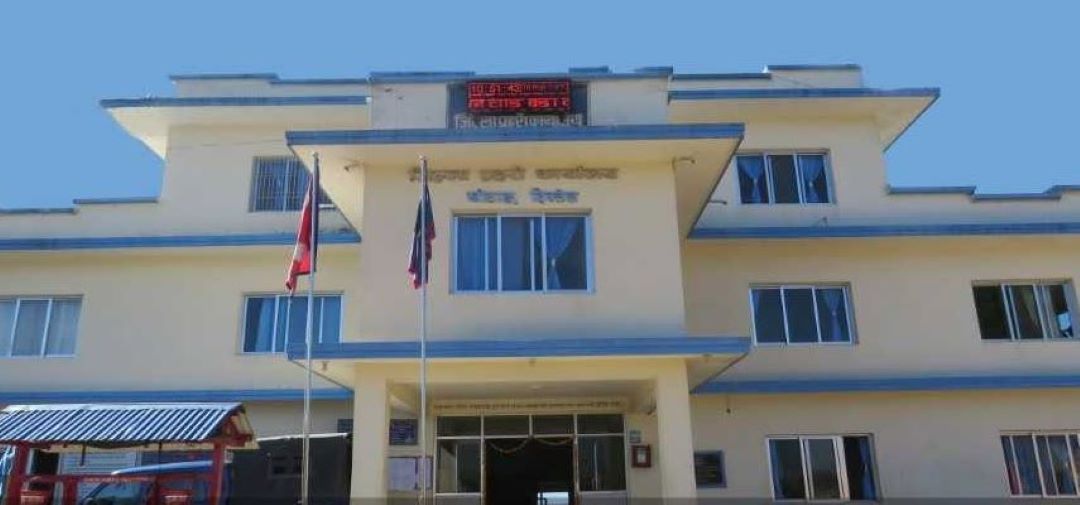 रसुवा बाढीमा घाइते खोटाङका अशिम राईलाई आफन्तको खोजी