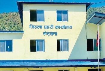 रसुवा बाढीमा बेपत्ता सोलुका आफन्तको डिएनए परीक्षणका लागि नमुना सङ्कलन गरिँदै