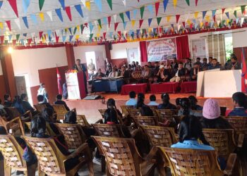 ऐसेलुखर्कमा बाल दिवस मनाइयो, उत्कृष्ट विद्यार्थी पुरस्कृत