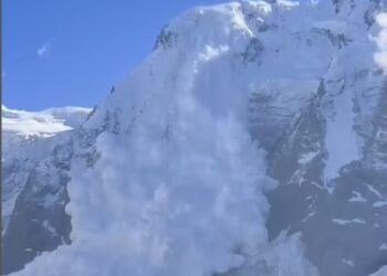 हिमलुङ हिमालमा हिमपहिरो, १० जना आरोही तथा सहयोगी सम्पर्कविहीन