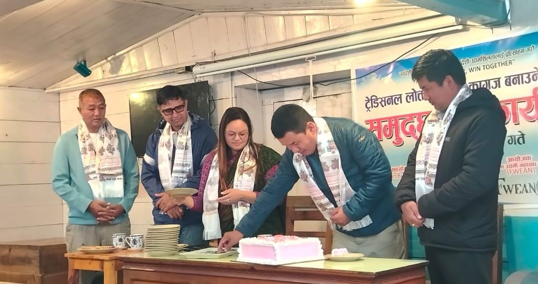 सोलुखुम्बुमा नेपाली कागज बनाउने तालिम सुरु