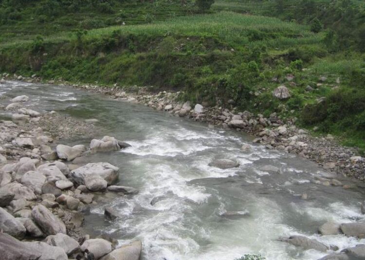 रावा खोलाले बगाउँदा खोटाङमा एक व्यक्ति बेपत्ता