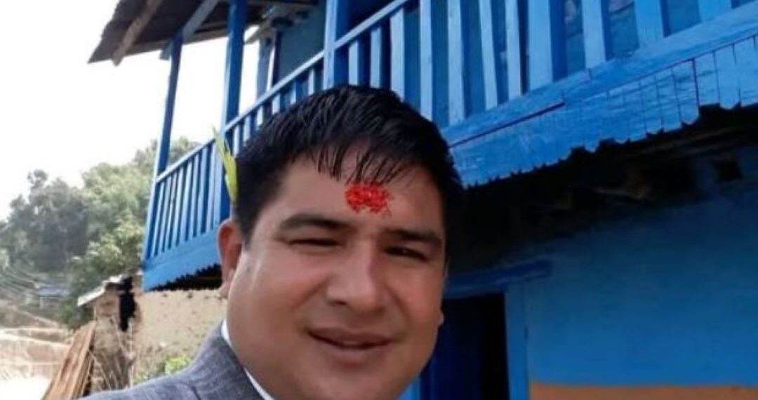 जबरजस्ती करणी आरोपमा मोलुङका निवर्तमान वडाध्यक्ष पक्राउ