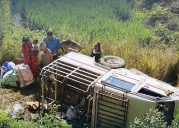 ब्रेक फेल हुँदा यात्रुवाहक जिप कटारीमा दुर्घटना
